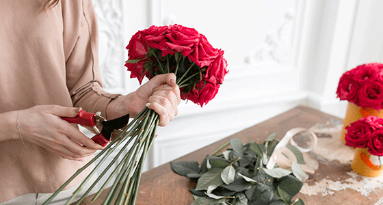 Trim Your Fresh Cut Flowers